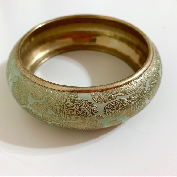 Jewelry - Paisley Mint and Burnt Gold Colored Metal Bangle